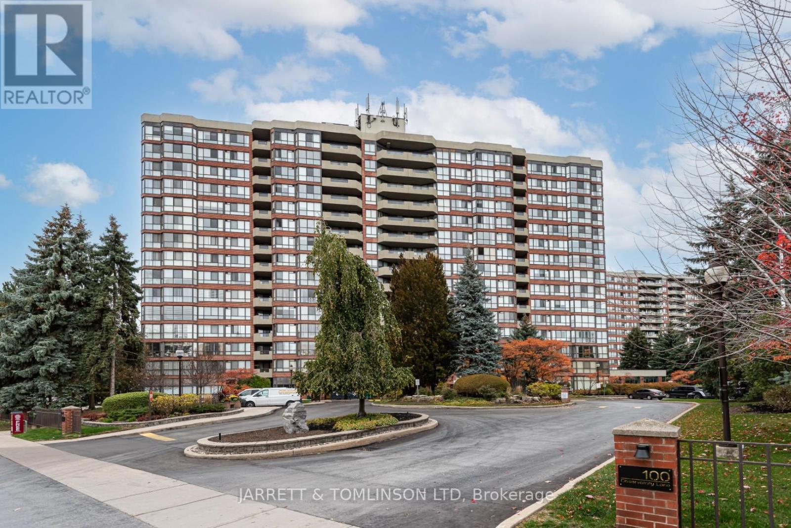 Property image for 204 - 100 OBSERVATORY LANE W|Richmond Hill (Observatory), Ontario L4C1W6