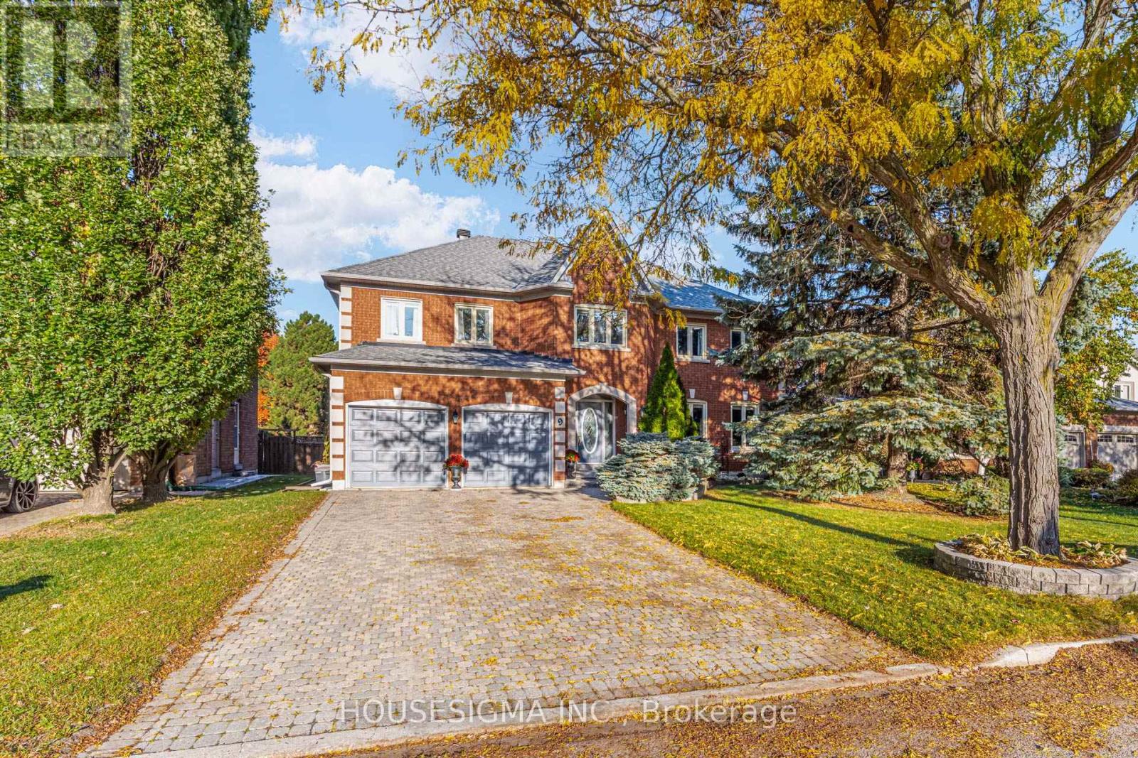 Property image for 9 MONTCLAIR ROAD|Richmond Hill (Bayview Hill), Ontario L4B2T4