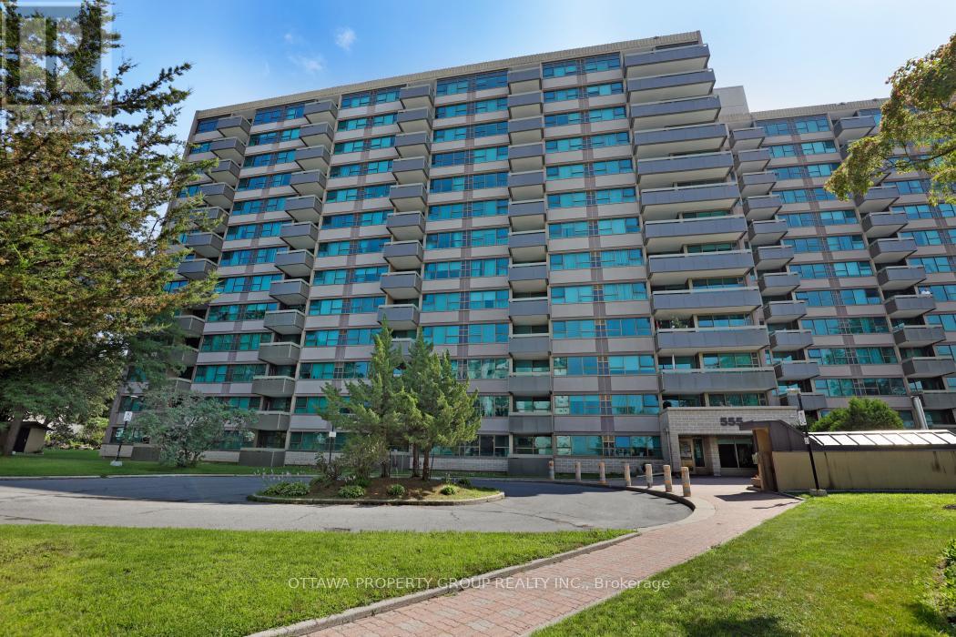 Property image for 913 - 555 BRITTANY DRIVE|Ottawa, Ontario K1K4C5