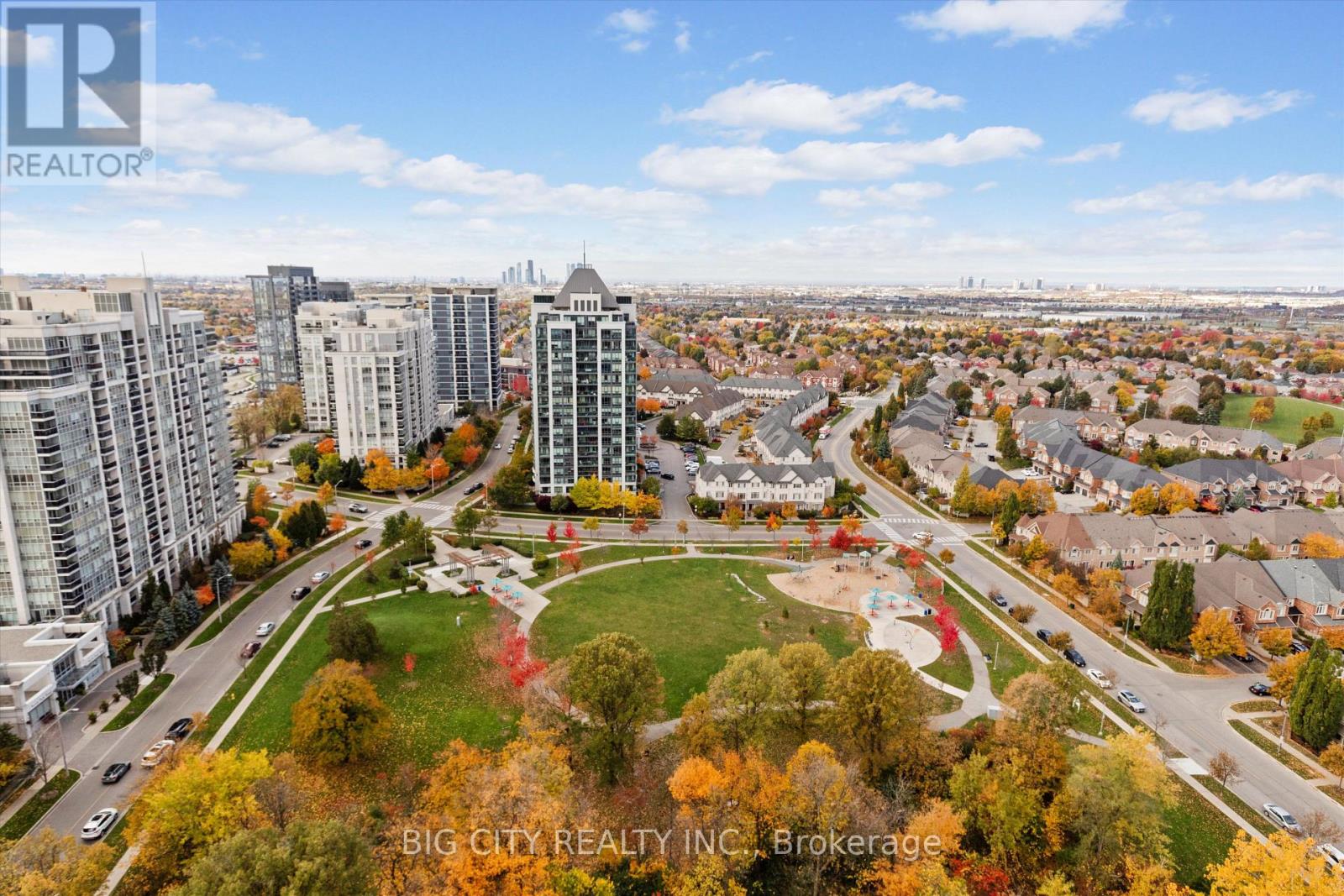 Property image for 2210 - 7890 BATHURST STREET|Vaughan (Beverley Glen), Ontario L4J0J8