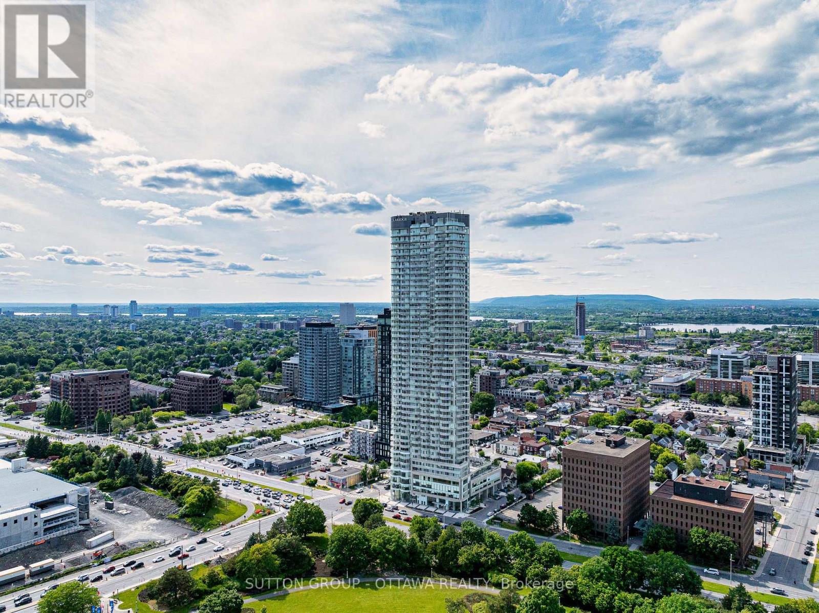 3406 - 805 CARLING AVENUE|Ottawa, Ontario K1S5W9