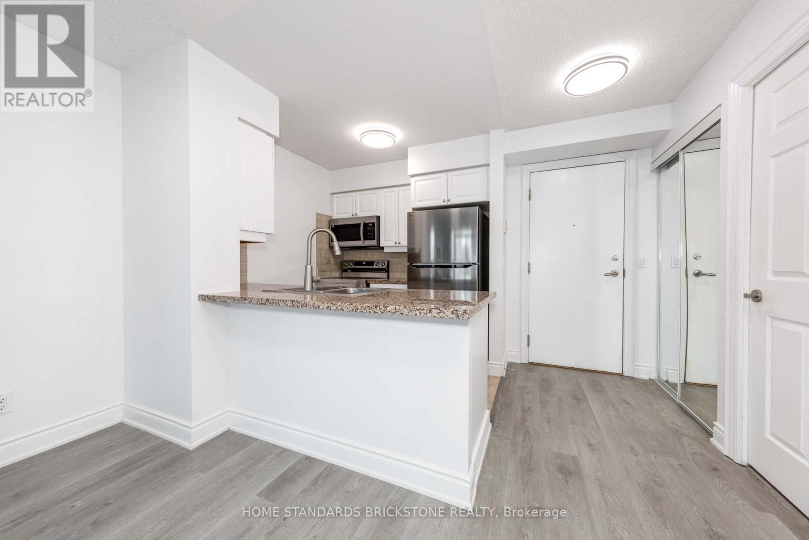 Property image for 1504 - 15 GREENVIEW AVENUE|Toronto (Newtonbrook West), Ontario M2M4M7