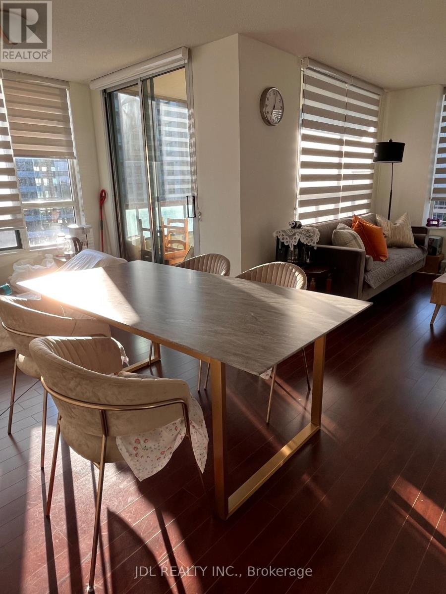 1110 - 238 DORIS AVENUE|Toronto (Willowdale East), Ontario M2N6W1