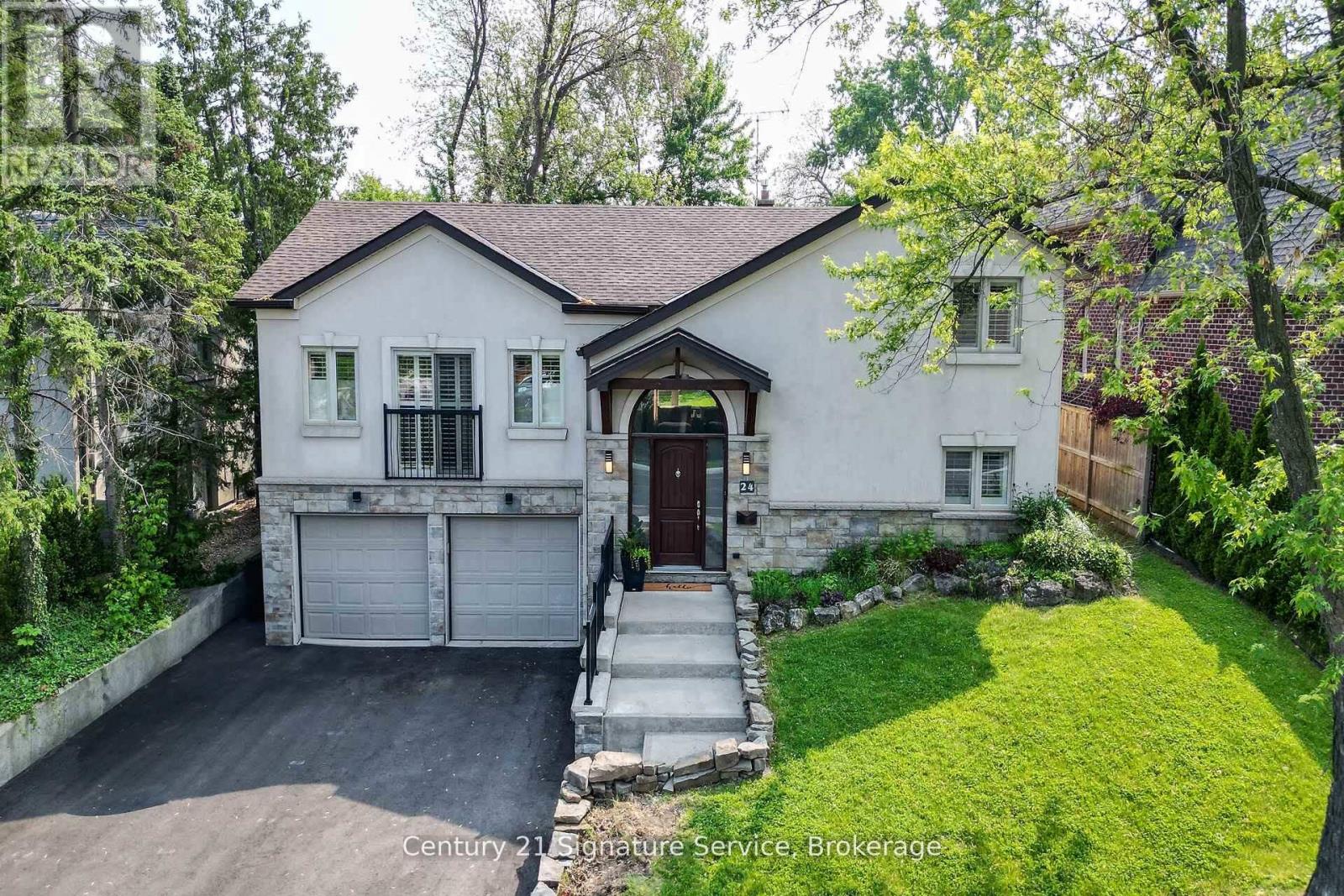 Property image for 24 JOYMAR DRIVE|Mississauga (Streetsville), Ontario L5M1E9
