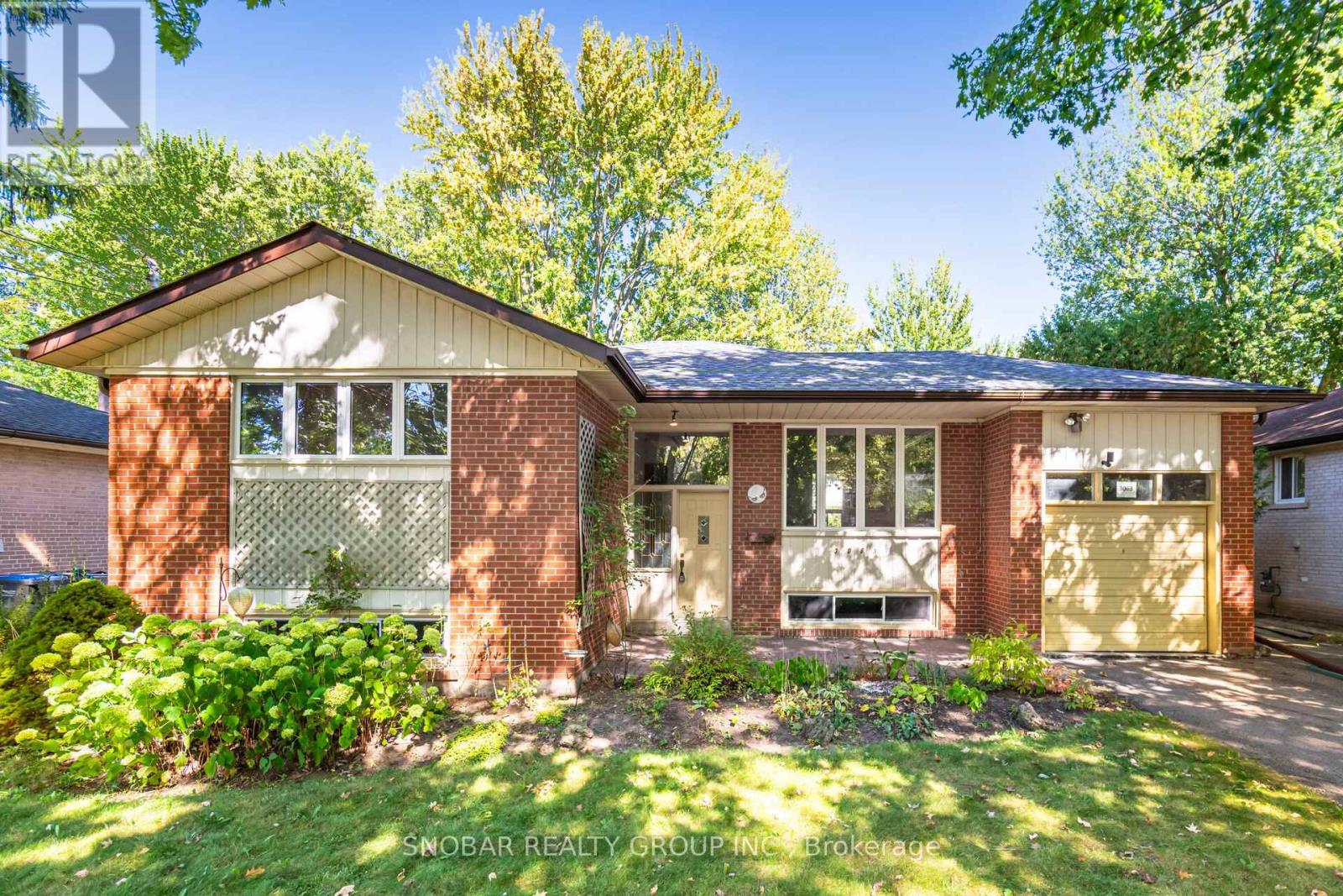 Property image for 3063 O'HAGAN DRIVE|Mississauga (Erindale), Ontario L5C2C4