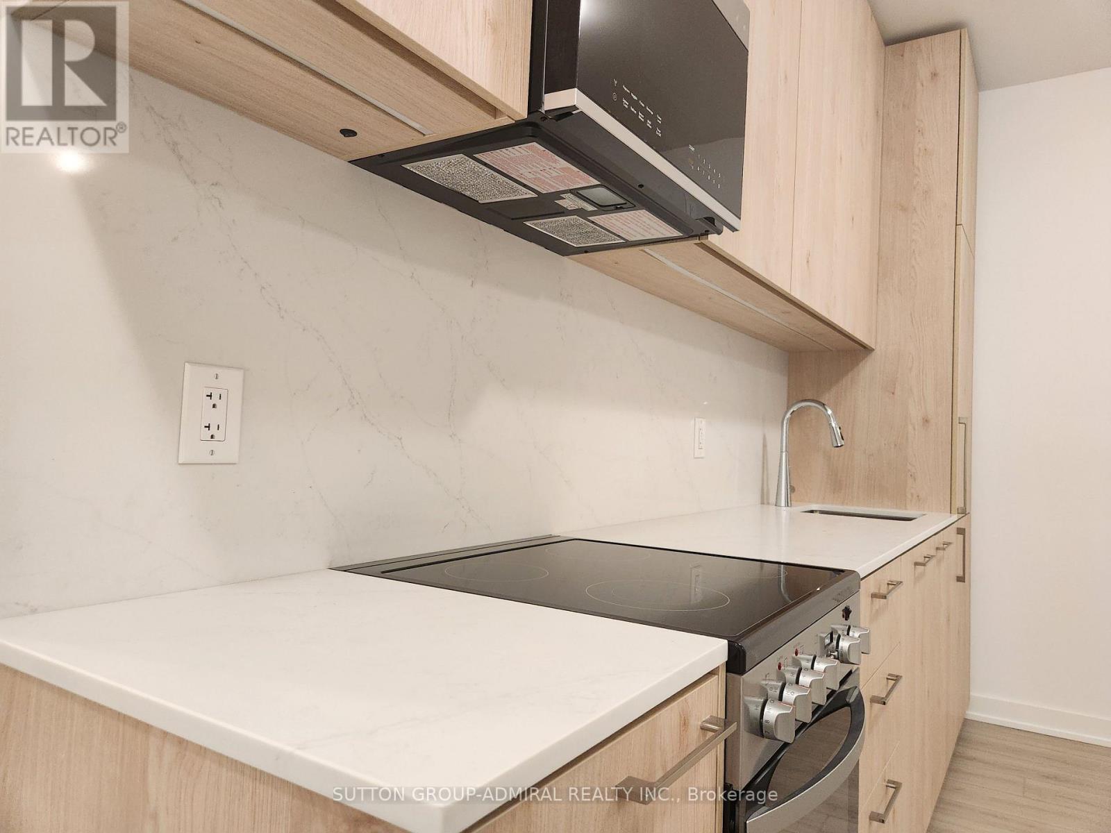 Property image for 304A - 7439 KINGSTON ROAD|Toronto (Rouge), Ontario M1B0G1