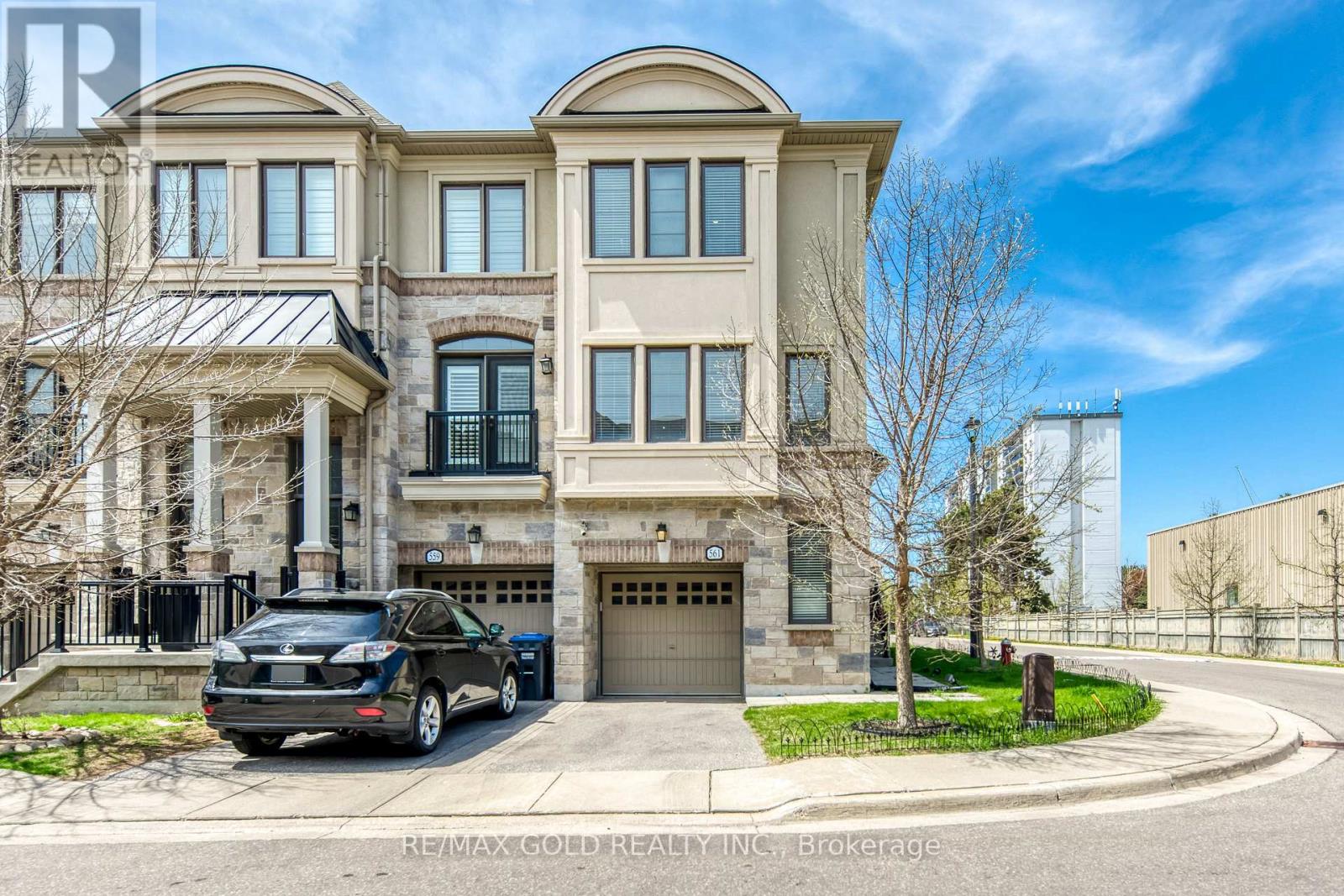 561 MERMAID CRESCENT|Mississauga (Lakeview), Ontario L5G1H9
