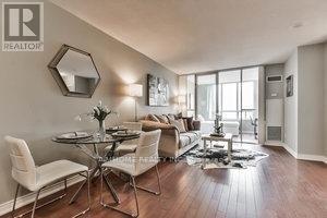 607 - 260 DORIS AVENUE|Toronto (Willowdale East), Ontario M2N6X9