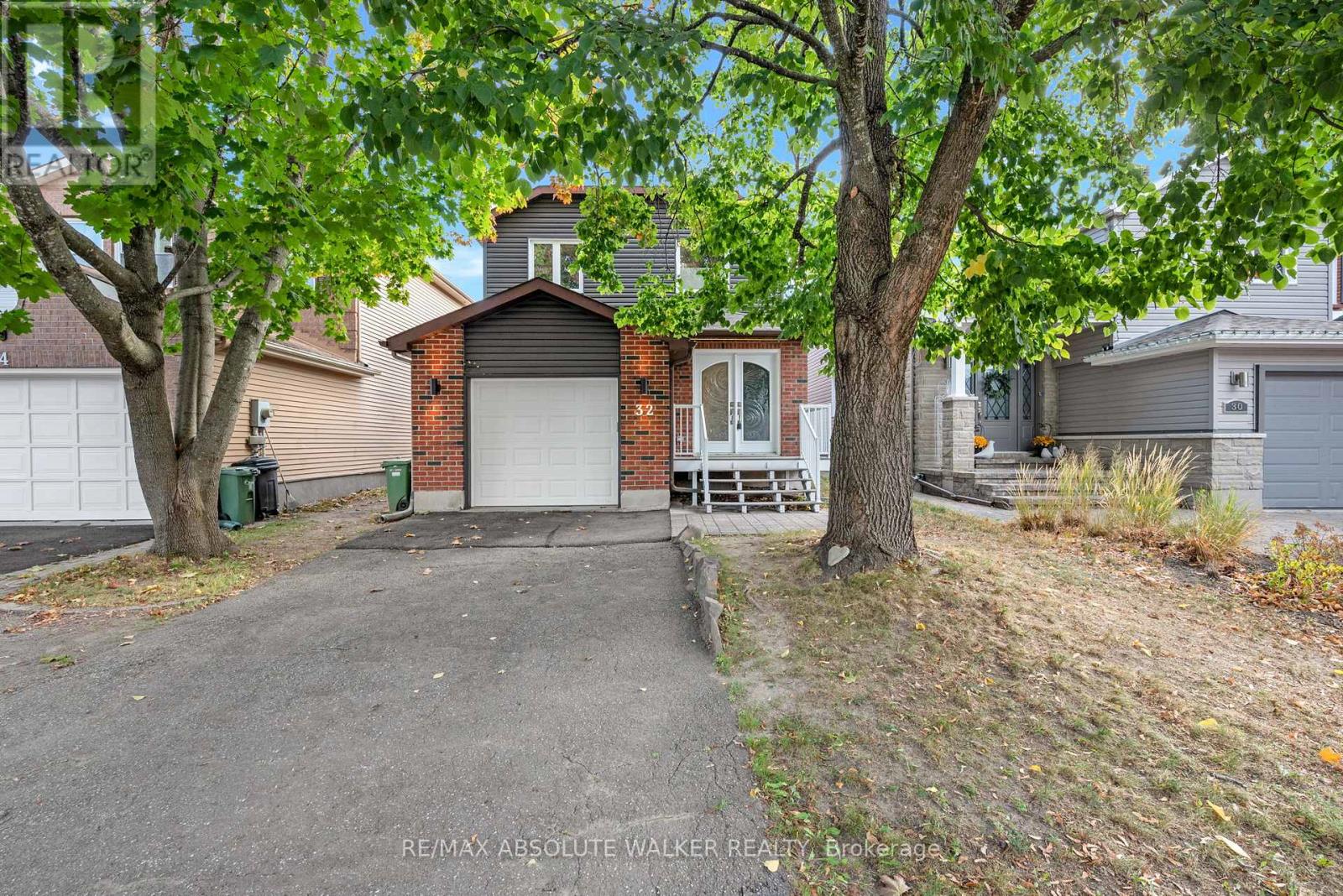 32 ACKLAM TERRACE|Ottawa, Ontario K2K2H5