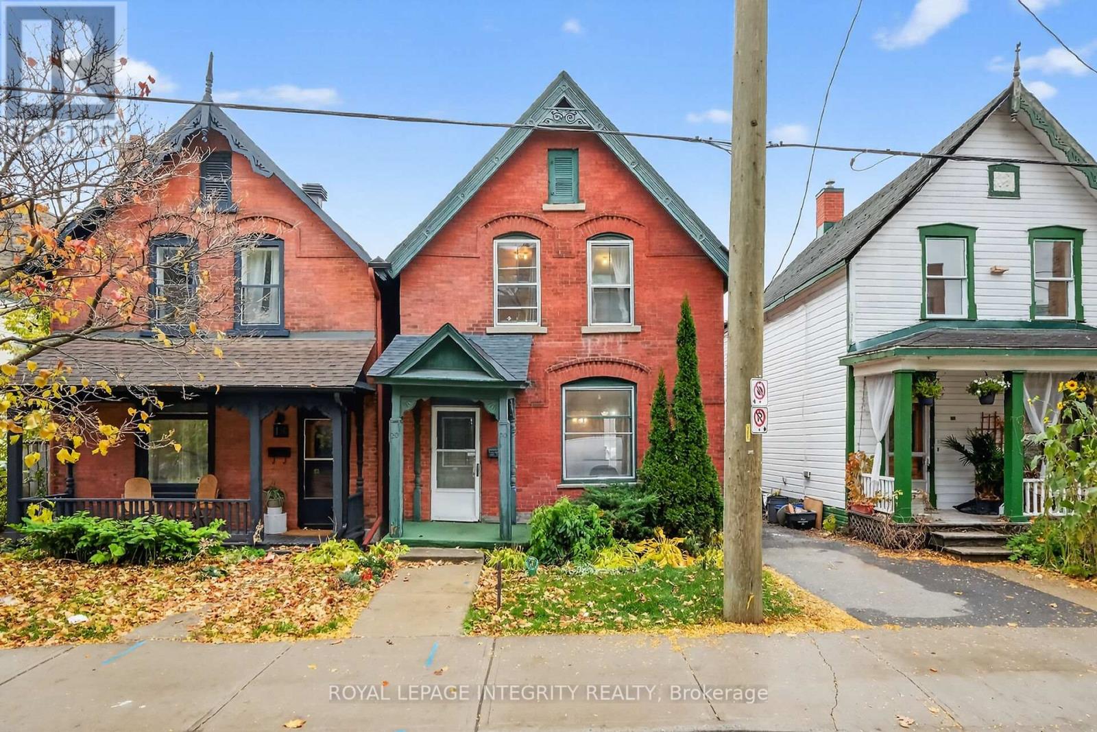 20 FLORENCE STREET|Ottawa, Ontario K2P0W7