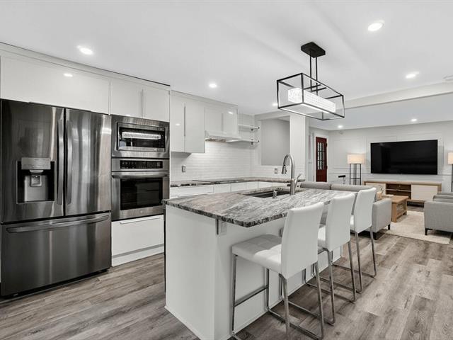 Property image for 335 Rue Pasteur|Boisbriand, Quebec J7G2B6