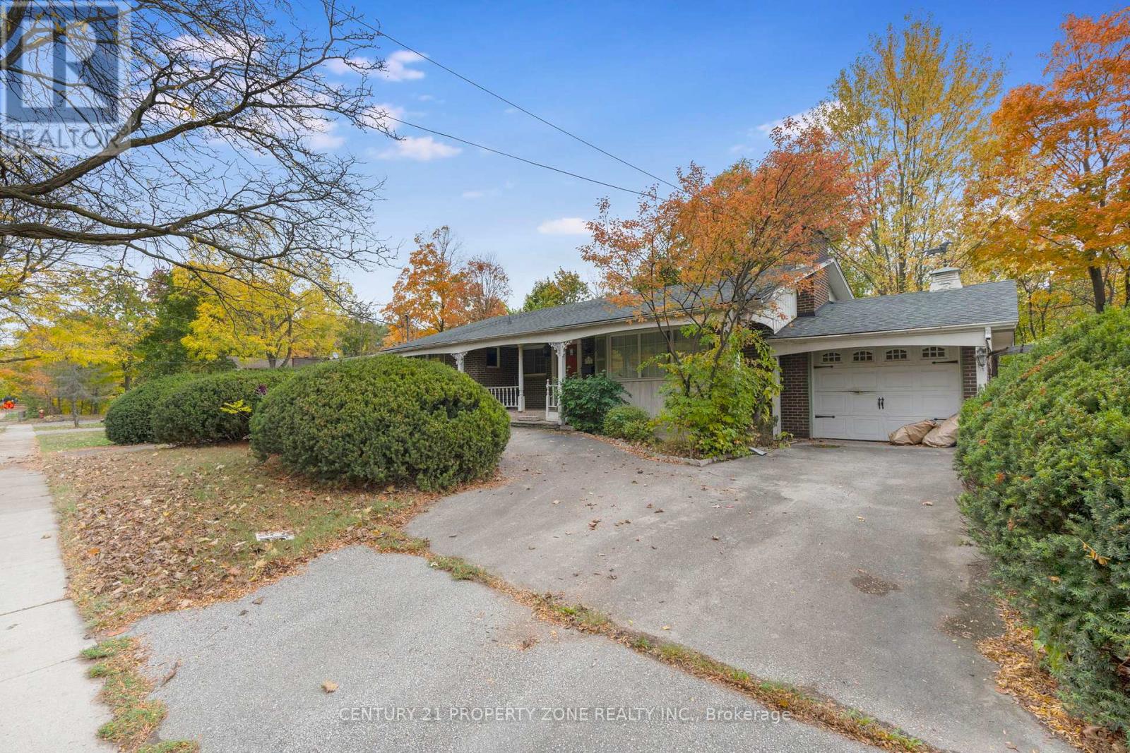 Property image for 5014 SPRUCE AVENUE|Burlington (Appleby), Ontario L7L1M7