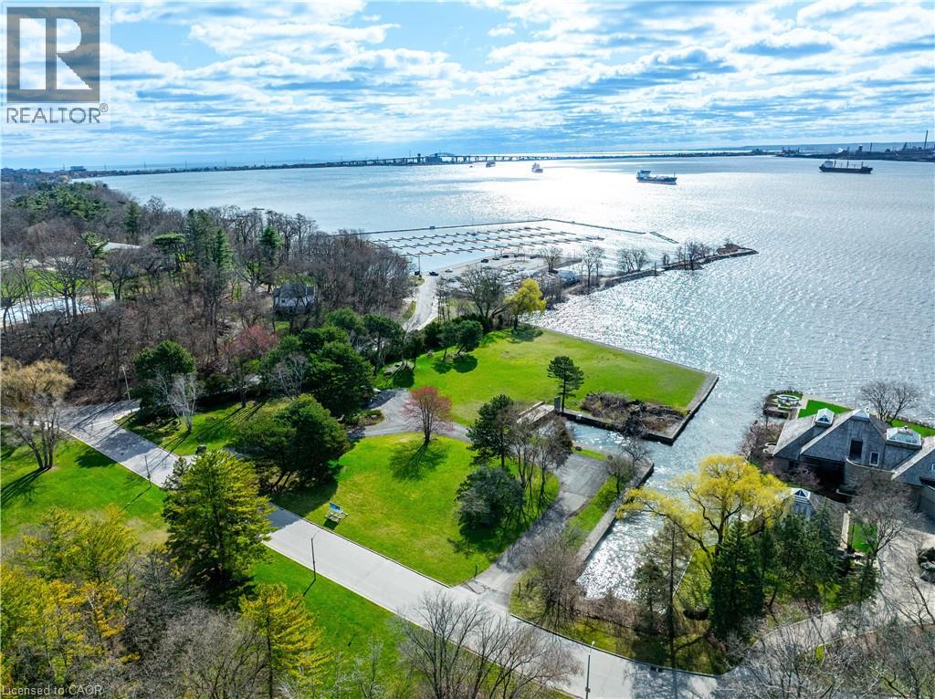 800 LASALLE PARK Road|Burlington, Ontario L7T4G9