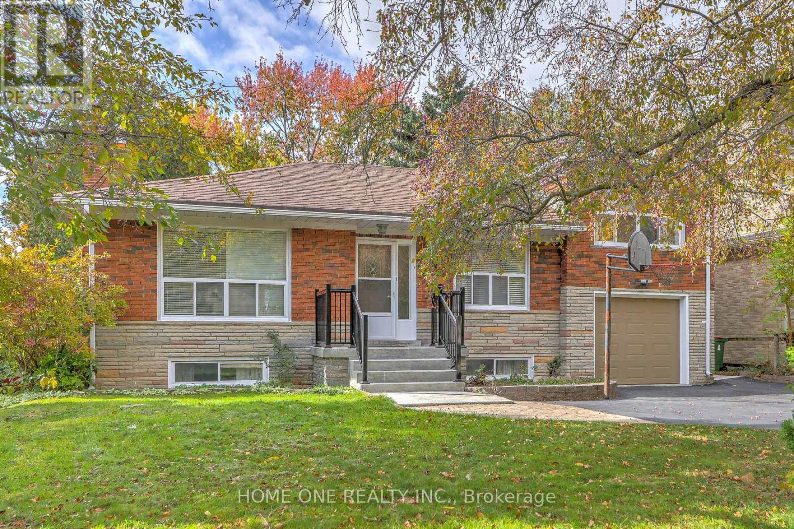 12 LAURALYNN CRESCENT|Toronto (Agincourt South-Malvern West), Ontario M1S2H4