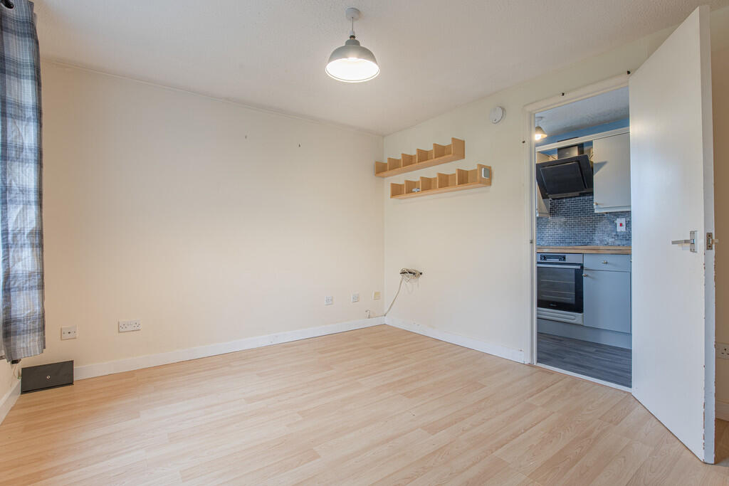 Additional image 2 of Lee Crescent, Bridge Of Don