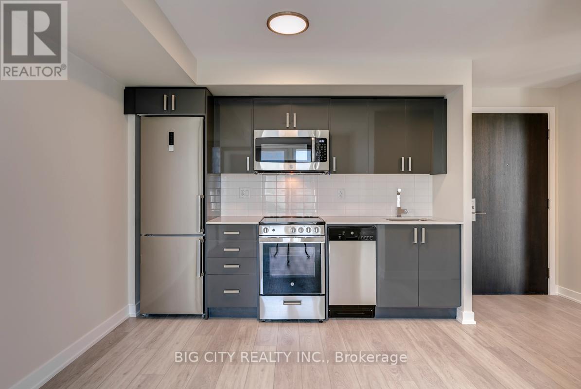 Property image for 803 - 38 MONTE KWINTER COURT|Toronto (Clanton Park), Ontario M3H0E2