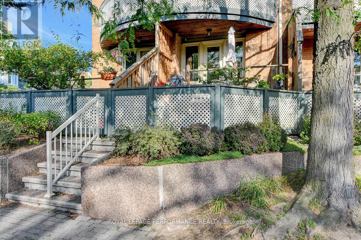 Property image for 3 - 2 COLUMBUS AVENUE|Ottawa, Ontario K1K1R3