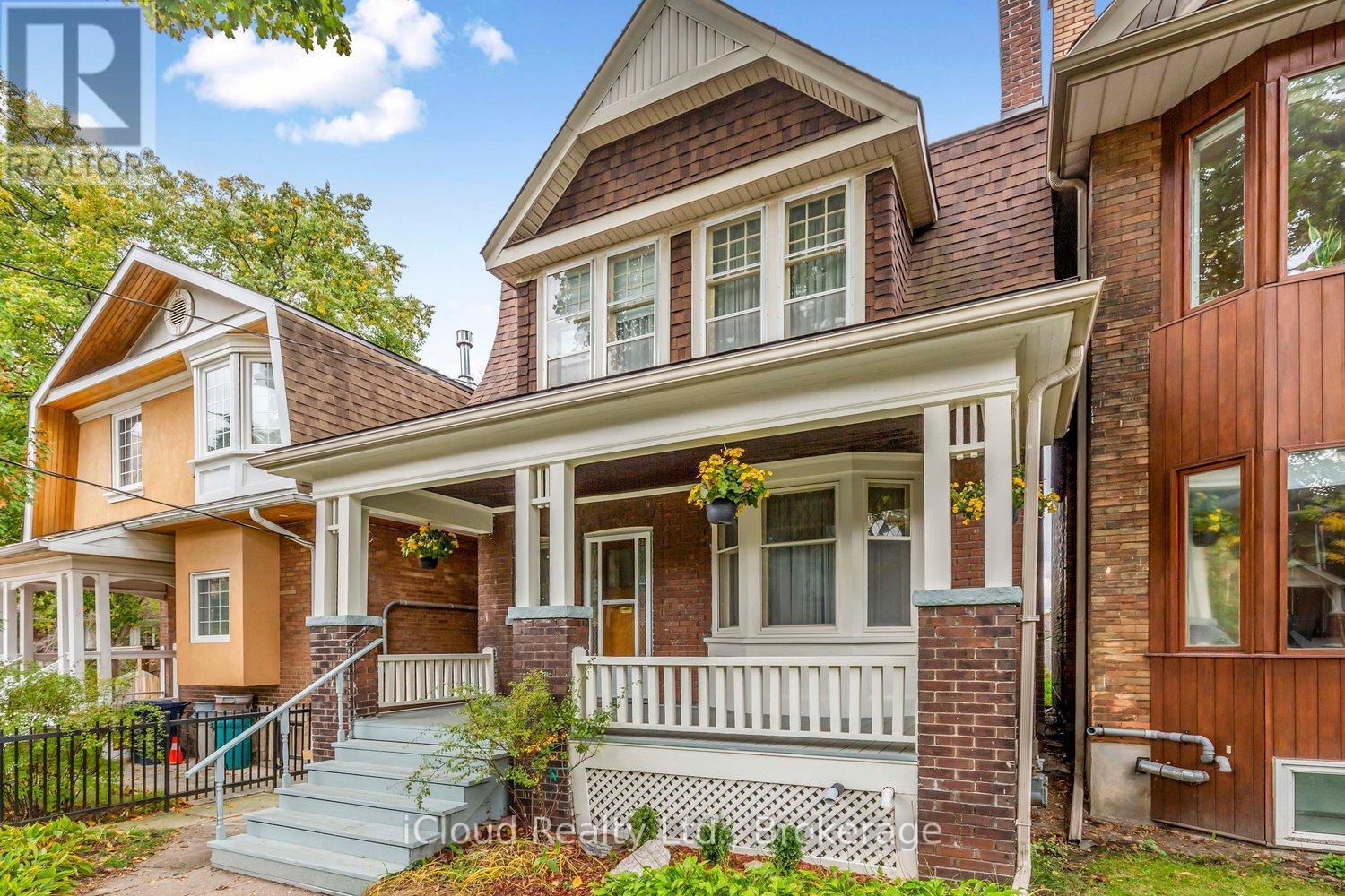 Property image for 74 GLENDALE AVENUE|Toronto (High Park-Swansea), Ontario M6R2T1