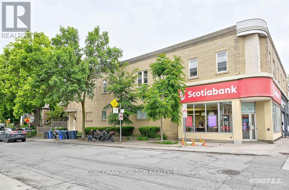 Property image for 1 - 21 CASTLE KNOCK ROAD|Toronto (Lawrence Park South), Ontario M5N2J3