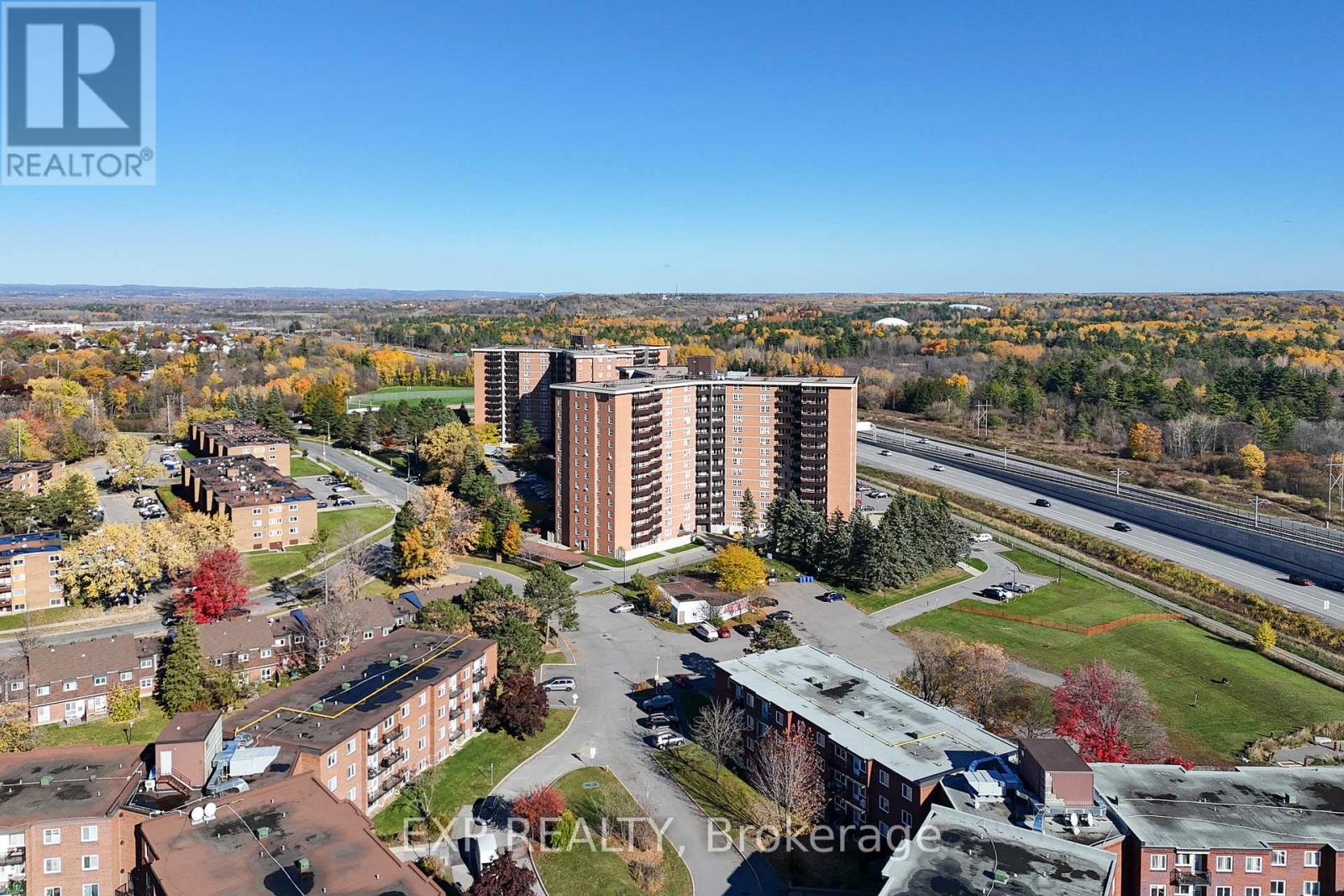 415 - 2000 JASMINE CRESCENT|Ottawa, Ontario K1J8K4