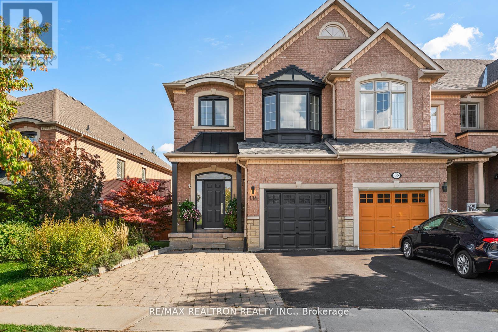 Property image for 136 KINGSBRIDGE CIRCLE|Vaughan (Beverley Glen), Ontario L4J8P2