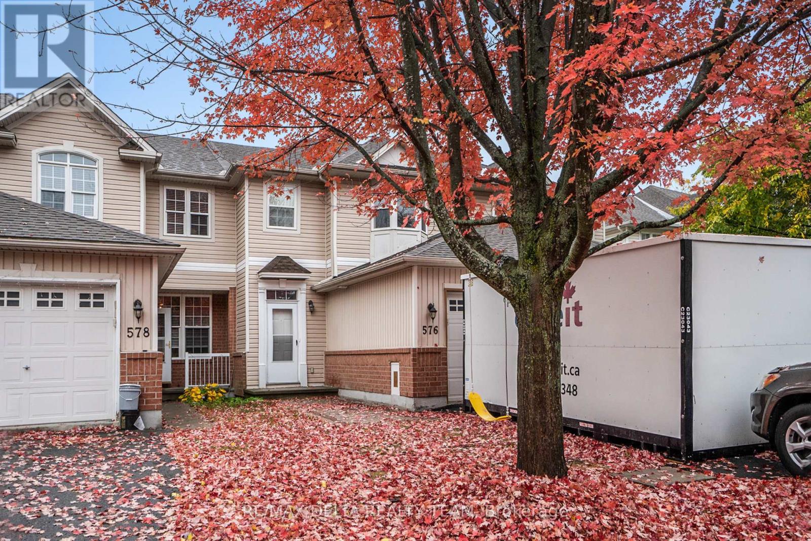 Property image for 576 ABERFOYLE CIRCLE|Ottawa, Ontario K2K3R3