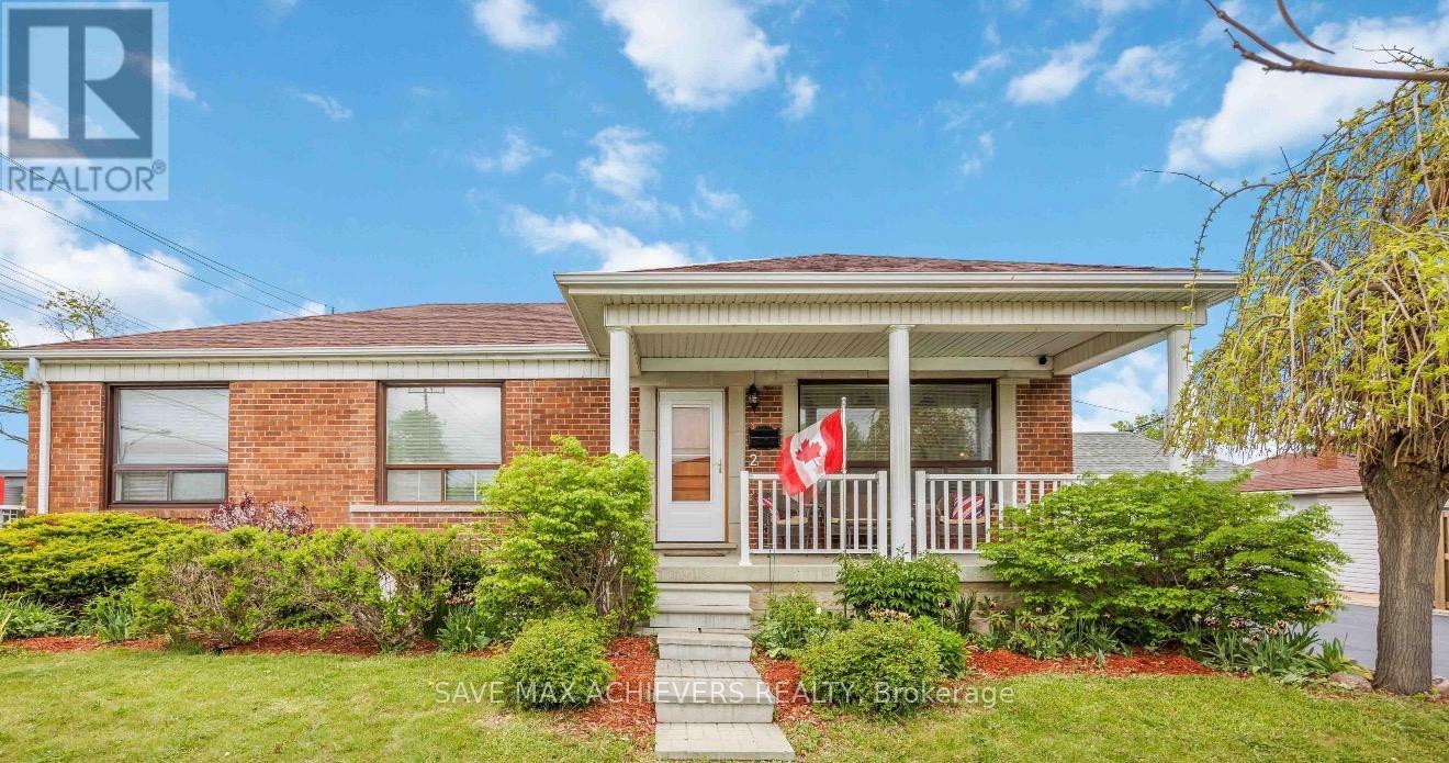 2 COOLHURST DRIVE|Toronto (Rexdale-Kipling), Ontario M9W4A5