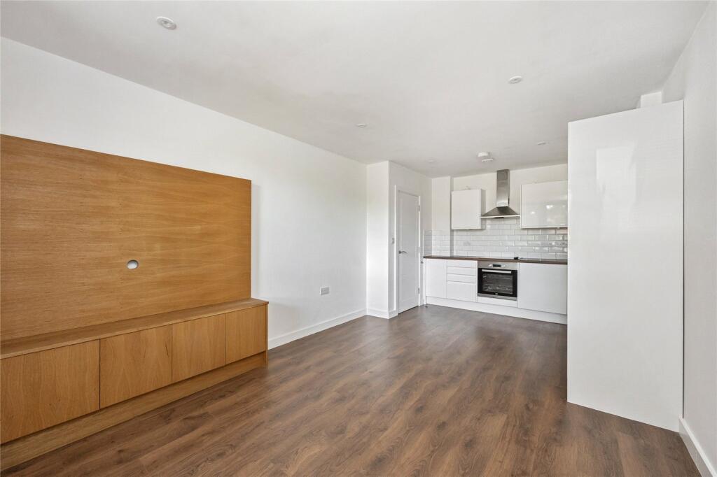 Additional image 25 of Strand Parade, Goring-by-Sea, Worthing, West Sussex, BN12