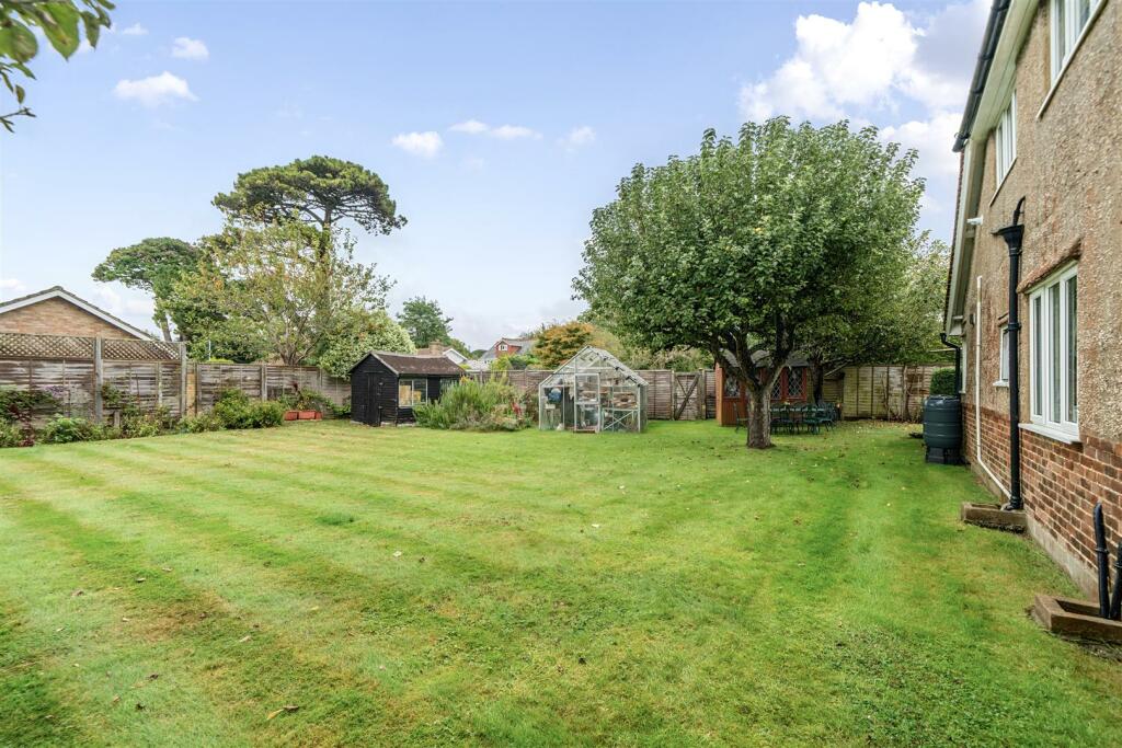 Additional image 16 of The Glen, Worthing, BN13 2AB