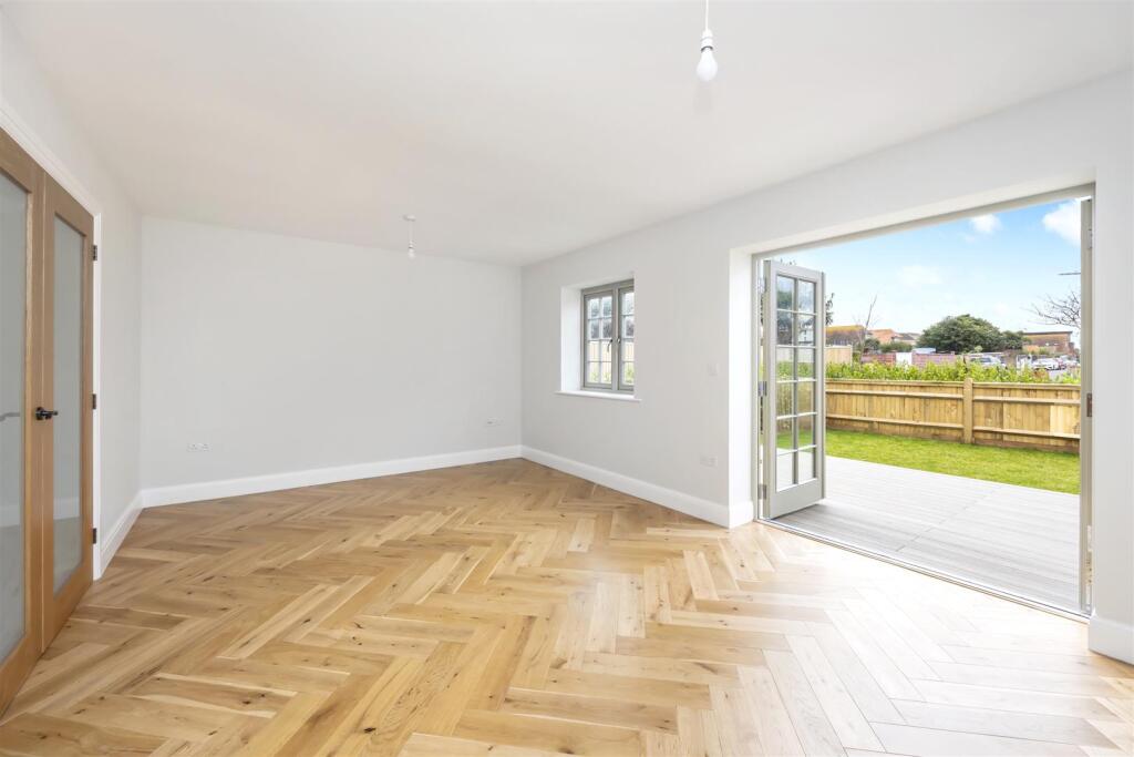 Additional image 5 of East Avenue, Goring-By-Sea, Worthing