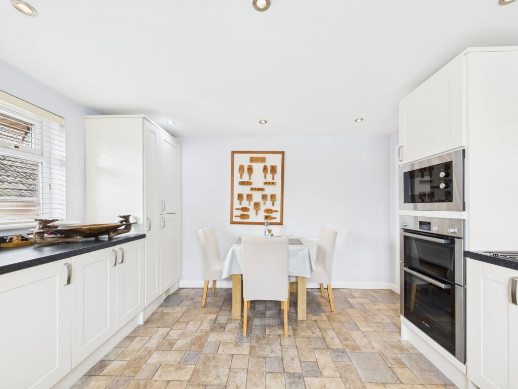 Additional image 8 of Orchard Cottage, Mill Lane, High Salvington, Worthing, BN13 3DJ