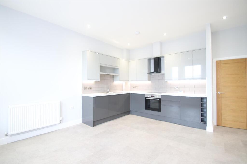 Additional image 7 of 100 High Street, Harborne, Birmingham, B17