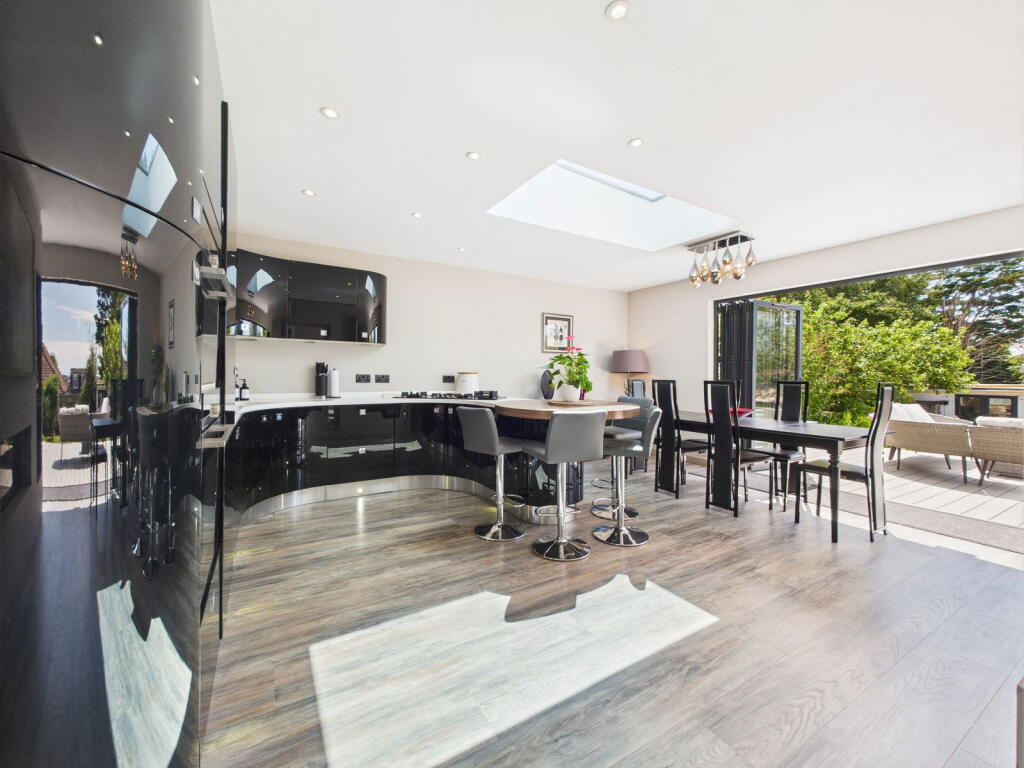 Additional image 4 of Arundel Road, Worthing, West Sussex BN13 3EQ