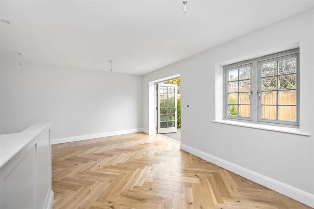 Additional image 24 of East Avenue, Goring-By-Sea, Worthing