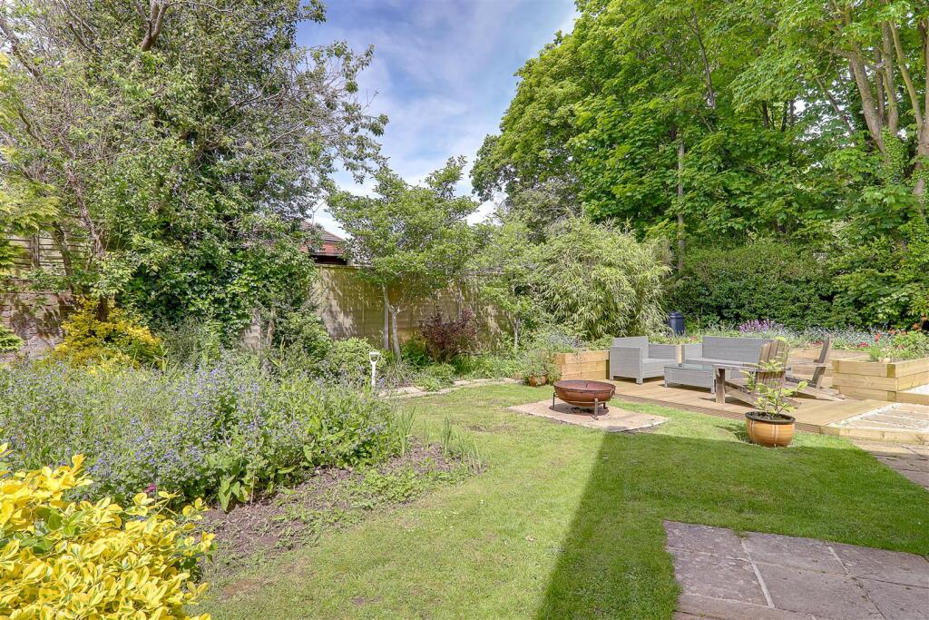 Additional image 20 of 9 Greyfriars Close, Worthing