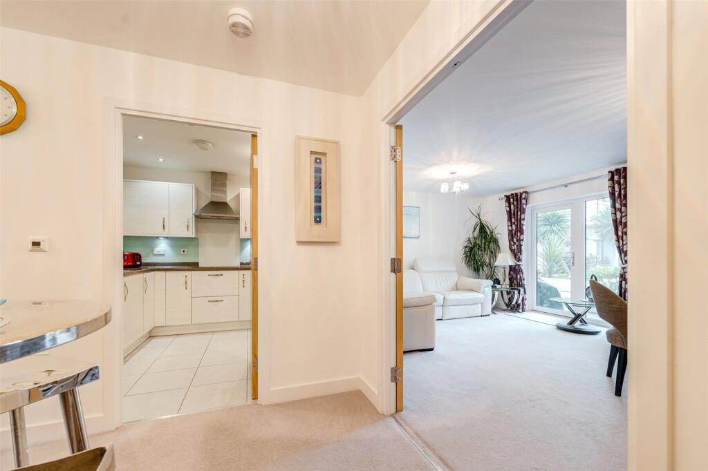 Additional image 2 of The Waterfront, Goring-by-Sea, Worthing, West Sussex, BN12