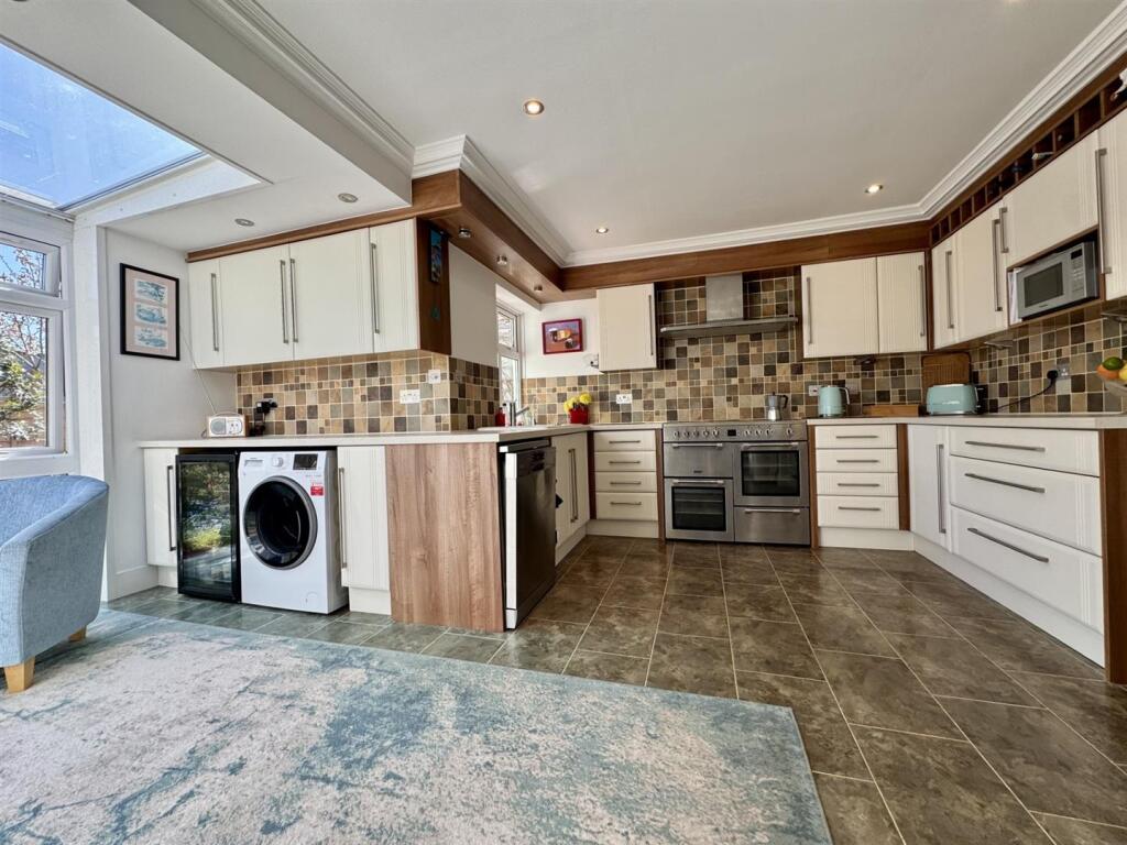 Additional image 8 of South Ferring