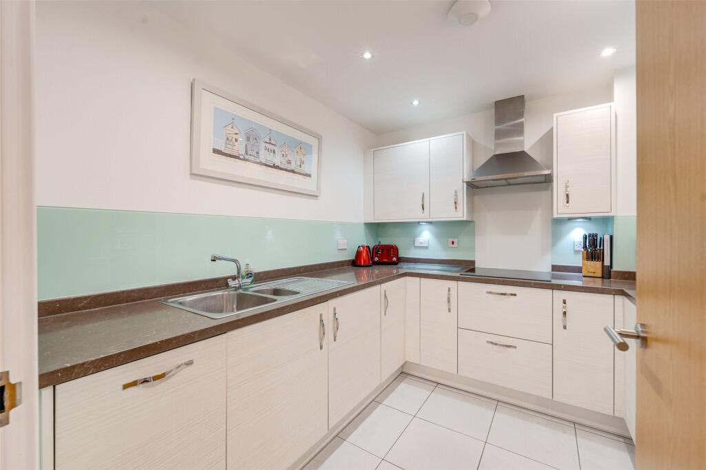 Additional image 10 of The Waterfront, Goring-by-Sea, Worthing, West Sussex, BN12