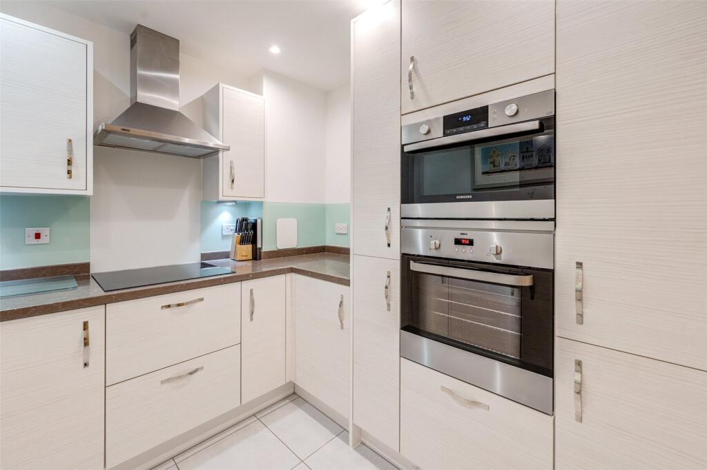 Additional image 11 of The Waterfront, Goring-by-Sea, Worthing, West Sussex, BN12