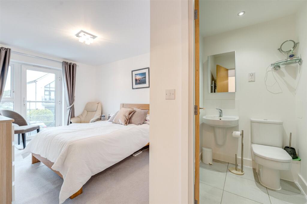 Additional image 14 of The Waterfront, Goring-by-Sea, Worthing, West Sussex, BN12