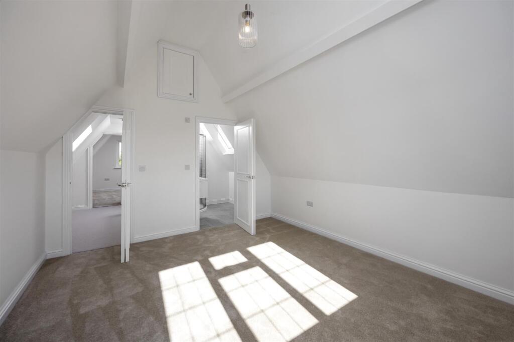 Additional image 13 of North Avenue, Goring-By-Sea, Worthing