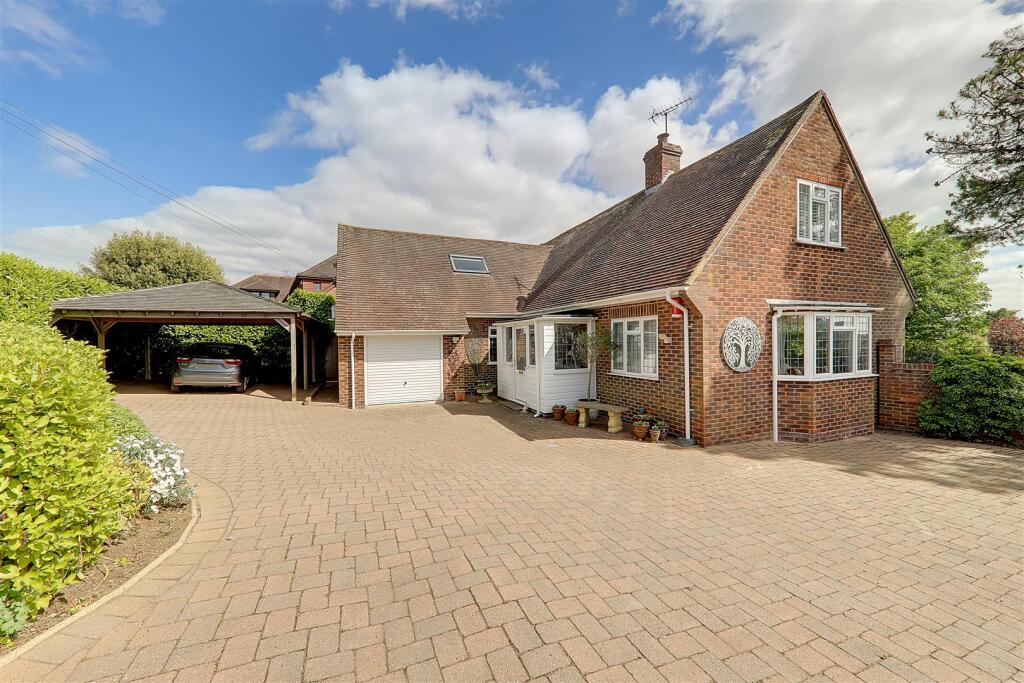 Broadview Gardens, Worthing