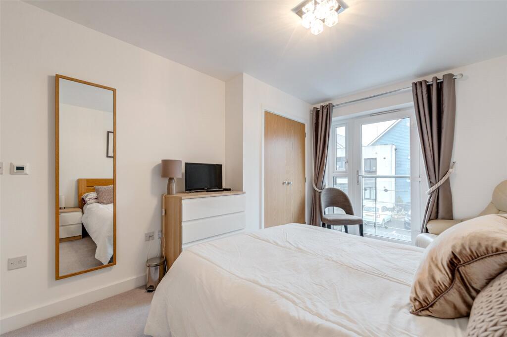 Additional image 15 of The Waterfront, Goring-by-Sea, Worthing, West Sussex, BN12