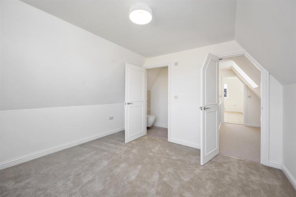 Additional image 21 of North Avenue, Goring-By-Sea, Worthing