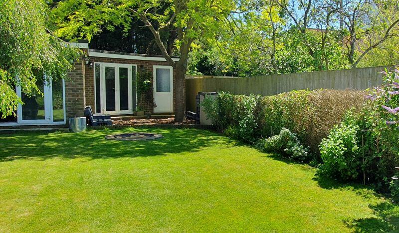 Additional image 2 of Whitfield