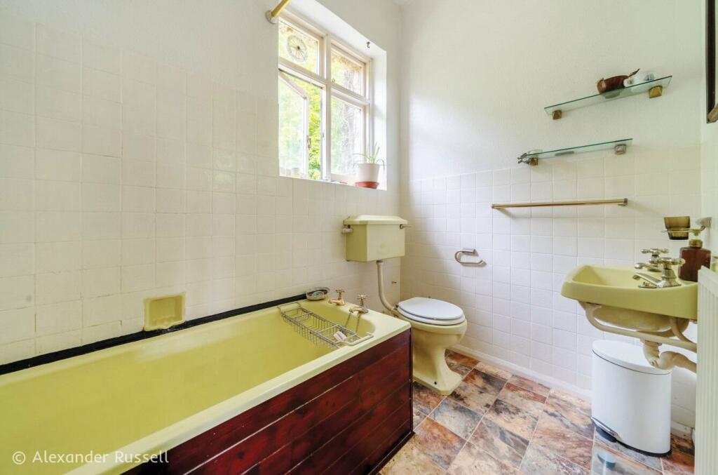 Additional image 11 of Kearsney Court, Alkham Road, Temple Ewell, CT16