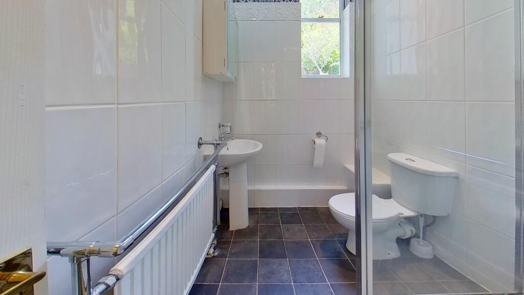 Additional image 39 of Castle Avenue, Dover