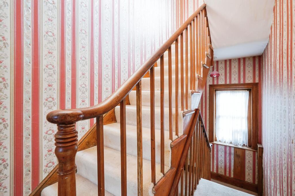 Additional image 6 of Effingham Crescent, Dover, Kent, CT17