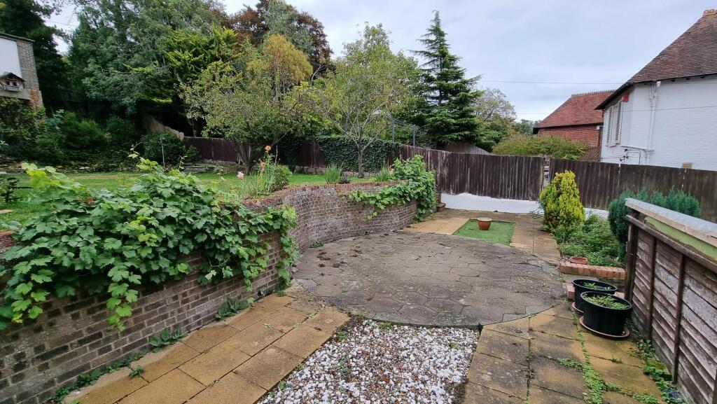 Additional image 49 of Castle Avenue, Dover