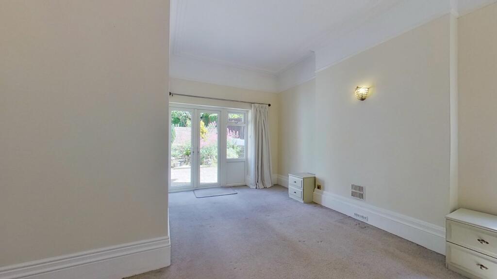 Additional image 17 of Castle Avenue, Dover